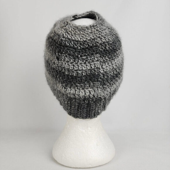 Handmade Grey Knit Pony Tail Toque - Picture 5 of 7
